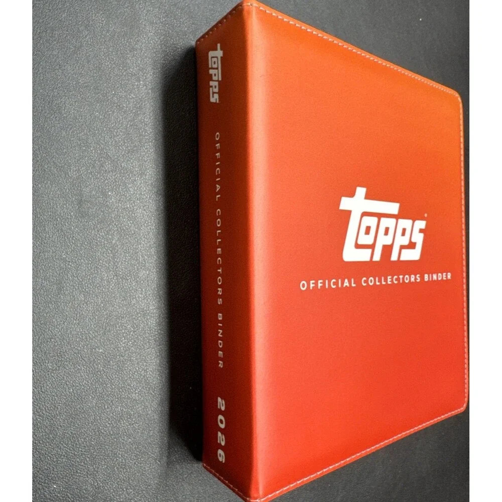 NEW 2026 Topps Collectors Binder with 10 4-Pocket Pages. Holds 80 Cards. - Picture 3 of 5